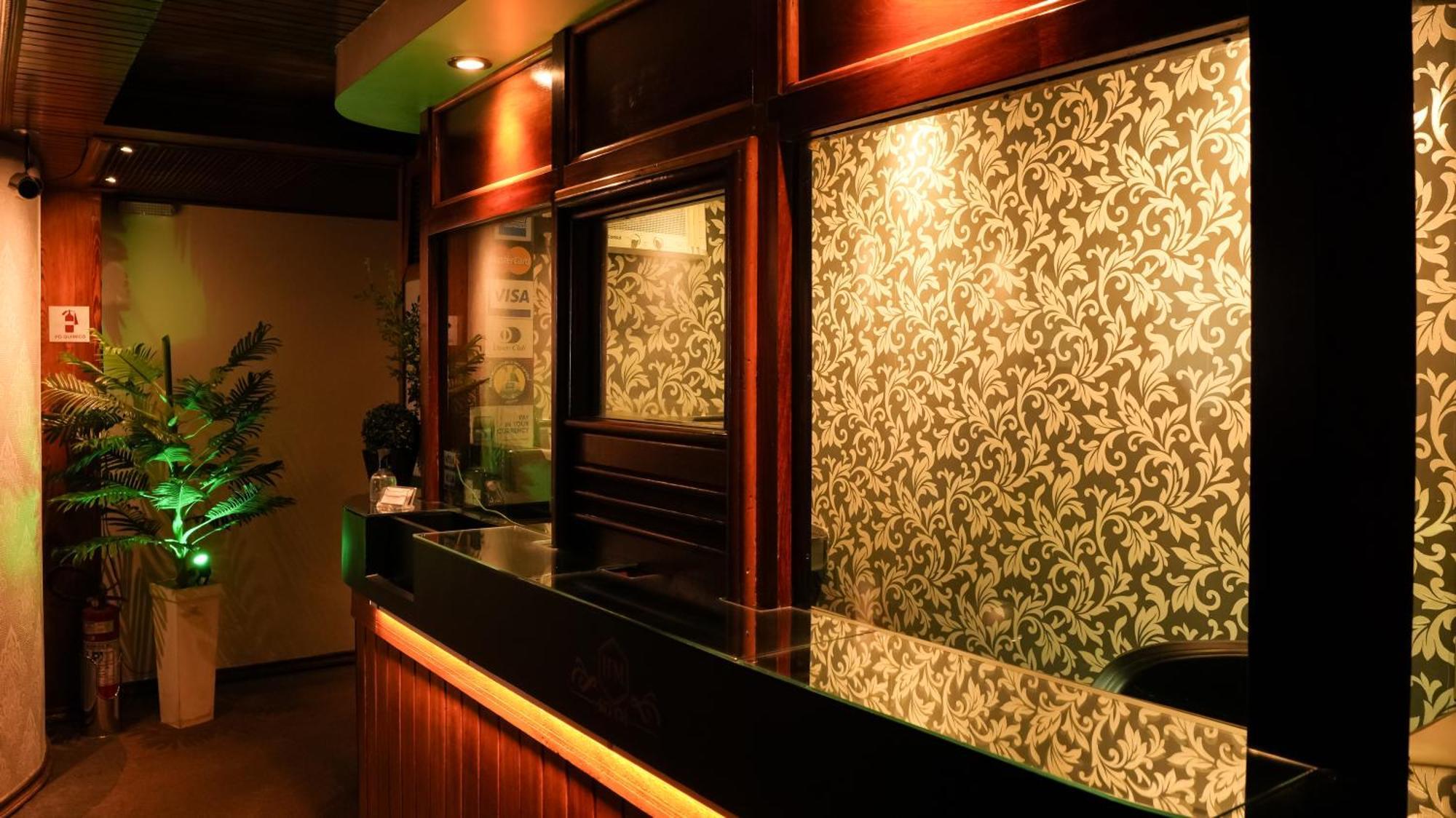 Midway (adults Only) Hotel del amor